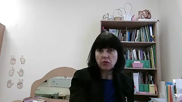 Viknika online show from 11/11/25, 08:36