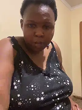 Snapshot of Malulwane chatting on 10/27/25, 08:46 Malulwane online show from 10/27/25, 08:46