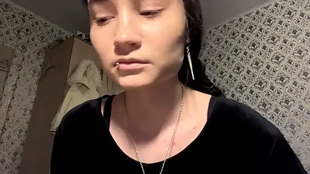 SofiaDreams09 online show from 11/02/25, 02:08