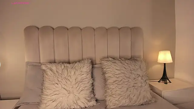 Melanie hillz online show from 03/14/26, 07:08