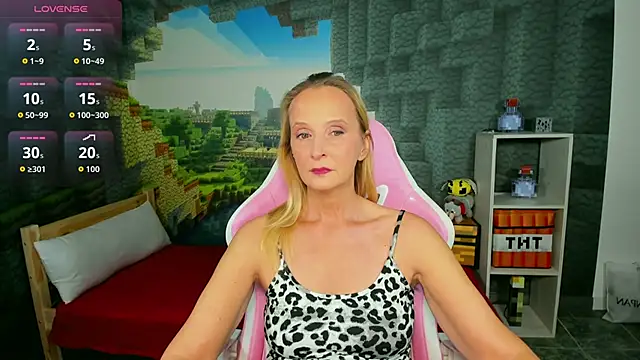 ScarlettPalmer online show from 11/21/25, 10:03