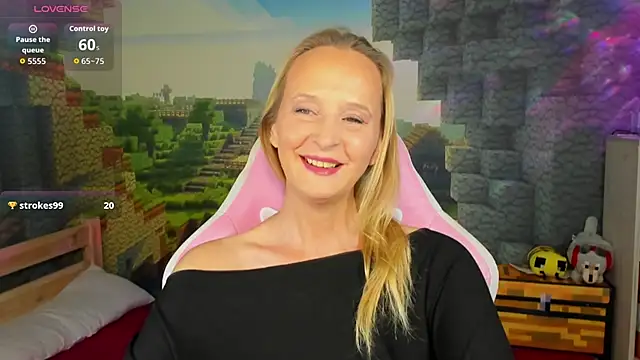 ScarlettPalmer online show from 12/03/25, 10:35