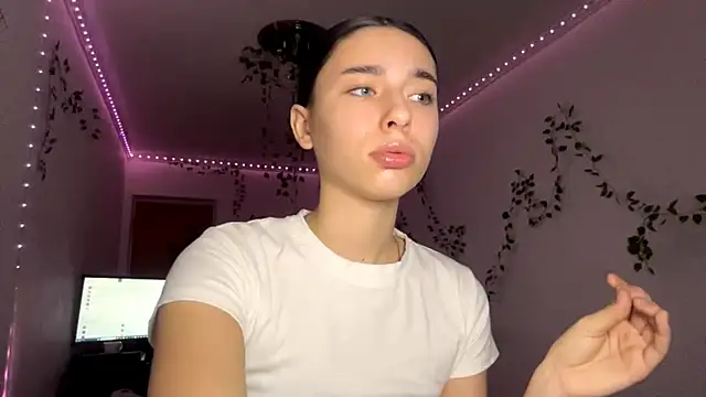 LilithFlamey online show from 11/24/25, 04:18