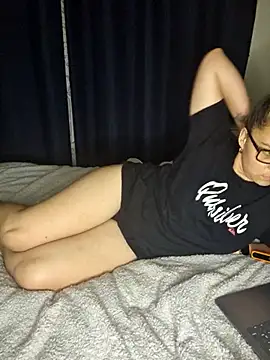 Snapshot of lilMissMarli chatting on 11/04/25, 09:58 lilMissMarli online show from 11/04/25, 09:58