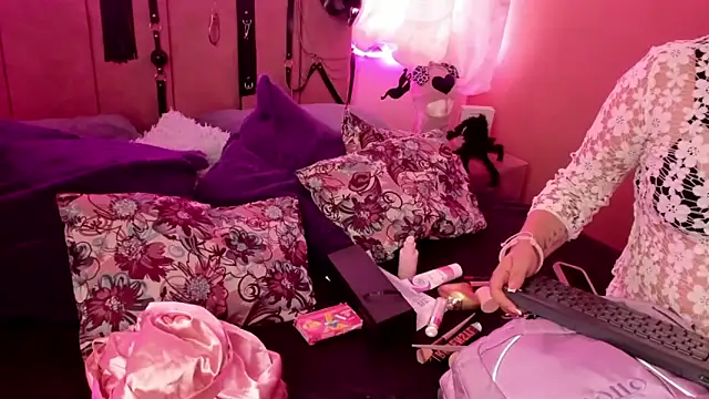 CleareRems online show from 11/19/25, 12:16