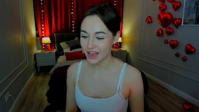 Snapshot of MakeYoueHappy chatting on 02/15/26, 03:36 MakeYoueHappy online show from 02/15/26, 03:36