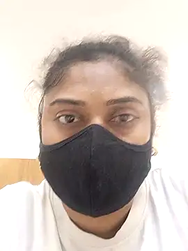 girl999 online show from 11/06/25, 04:52