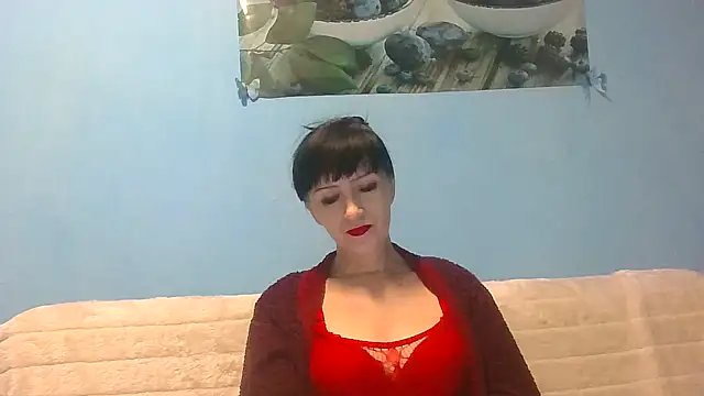 Snapshot of IffetLove42 chatting on 11/05/25, 07:03 IffetLove42 online show from 11/05/25, 07:03