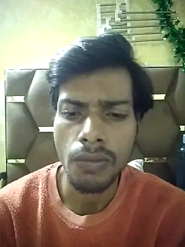 Snapshot of Luckysucks chatting on 11/13/25, 10:58 Luckysucks online show from 11/13/25, 10:58