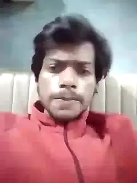 Snapshot of Luckysucks chatting on 11/14/25, 06:12 Luckysucks online show from 11/14/25, 06:12