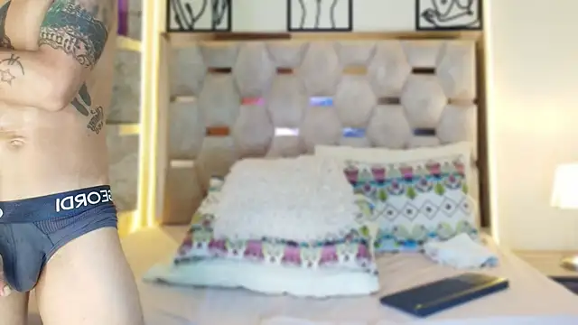 Andrew Haalls online show from 12/15/25, 08:35