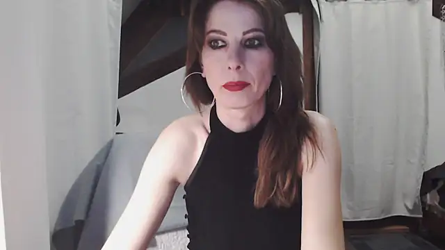 MissDyannis online show from 03/22/26, 07:06