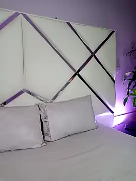 SweetPetiite online show from 11/06/25, 12:28