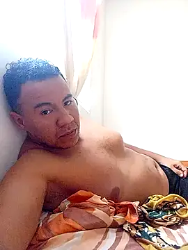 Fire latino online show from 10/29/25, 05:04