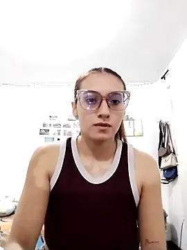 Snapshot of bellastorme04 chatting on 02/27/26, 01:27 bellastorme04 online show from 02/27/26, 01:27