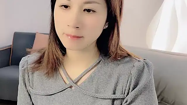 Snapshot of lvy-002 chatting on 03/09/26, 01:53 lvy-002 online show from 03/09/26, 01:53