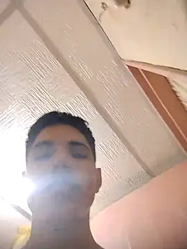 Snapshot of Alex_Sweeting chatting on 11/08/25, 03:50 Alex Sweeting online show from 11/08/25, 03:50