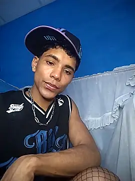 Snapshot of Alex_Sweeting chatting on 12/01/25, 03:55 Alex Sweeting online show from 12/01/25, 03:55