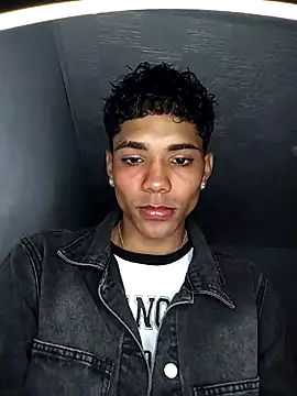 Snapshot of Alex_Sweeting chatting on 01/11/26, 09:36 Alex Sweeting online show from 01/11/26, 09:36