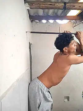 Snapshot of Alex_Sweeting chatting on 03/17/26, 05:27 Alex Sweeting online show from 03/17/26, 05:27