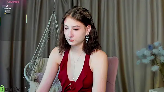 May Yam online show from 11/17/25, 12:49