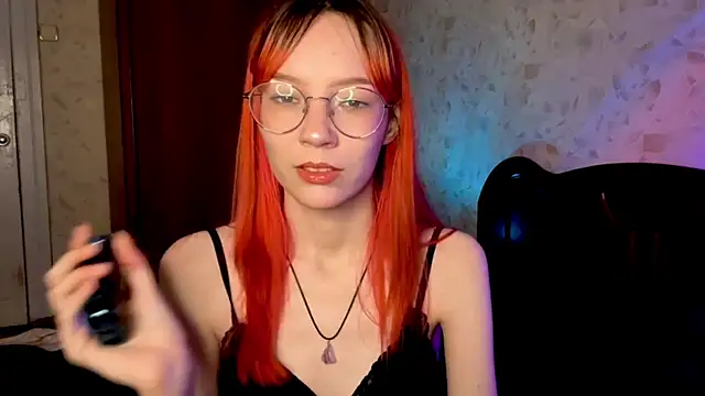 Snapshot of Midnight_Secret chatting on 10/29/25, 05:25 Midnight Secret online show from 10/29/25, 05:25