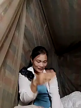 doggy-00 online show from 11/18/25, 11:47