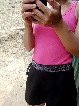 doggy-00 online show from 04/15/26, 06:42