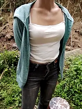 doggy-00 online show from 04/24/26, 12:57