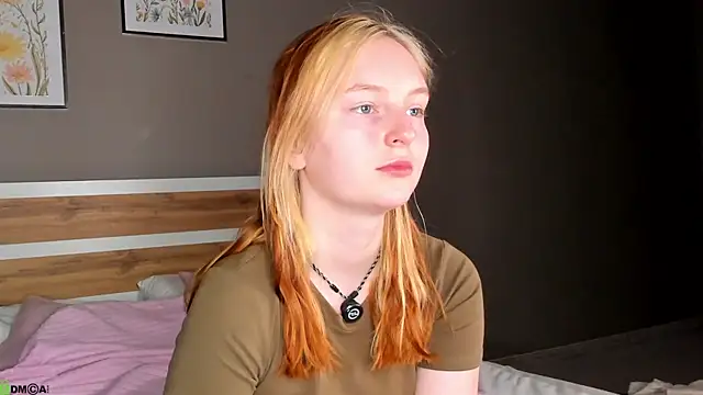 Snapshot of AngelWisee chatting on 07/08/26, 03:11 AngelWisee online show from 07/08/26, 03:11
