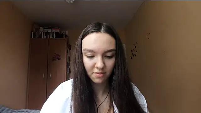 Kimixoo online show from 11/10/25, 10:58