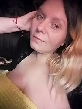 Lana-murr online show from 12/18/25, 04:46