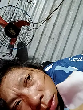 bella-la online show from 11/26/25, 08:32