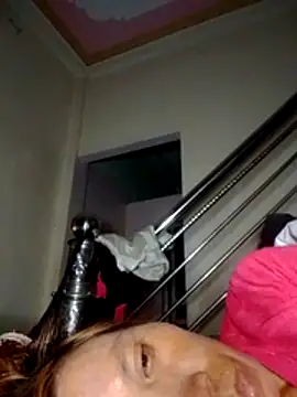 bella-la online show from 02/23/26, 12:24