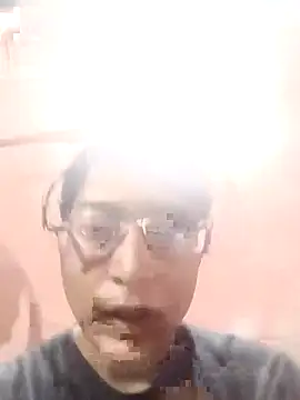 Snapshot of its-Hazel chatting on 11/10/25, 10:25 its-Hazel online show from 11/10/25, 10:25