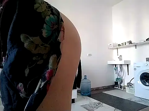 Anneta280671 online show from 02/03/26, 08:41