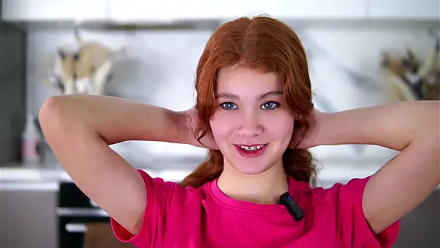 YettaCalabria online show from 11/17/25, 12:11