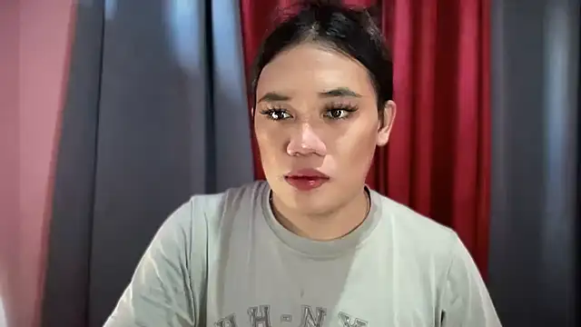 untouchable mia online show from 11/20/25, 12:22