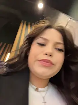 Snapshot of Kissy_Moon chatting on 11/14/25, 03:11 Kissy Moon online show from 11/14/25, 03:11