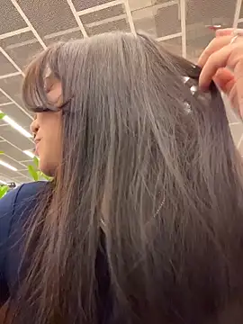 Snapshot of Kissy_Moon chatting on 11/16/25, 03:06 Kissy Moon online show from 11/16/25, 03:06