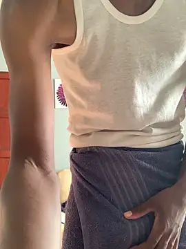 Snapshot of BlackBoyy45 chatting on 02/28/26, 05:30 BlackBoyy45 online show from 02/28/26, 05:30