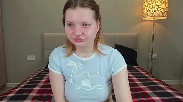 babyyullii online show from 04/20/26, 01:30