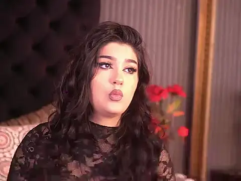 Snapshot of KeylaNoir chatting on 12/19/25, 08:32 KeylaNoir online show from 12/19/25, 08:32