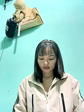 Snapshot of Night_owl111 chatting on 11/05/25, 11:21 Night owl111 online show from 11/05/25, 11:21