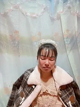 Snapshot of Night_owl111 chatting on 12/02/25, 07:42 Night owl111 online show from 12/02/25, 07:42