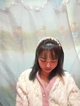 Snapshot of Night_owl111 chatting on 12/03/25, 09:35 Night owl111 online show from 12/03/25, 09:35