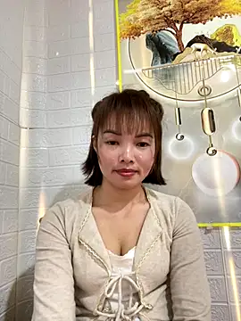 Snapshot of Night_owl111 chatting on 12/15/25, 08:29 Night owl111 online show from 12/15/25, 08:29