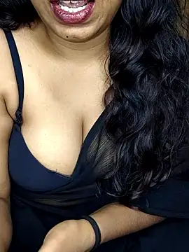 shreyareddy99 online show from 01/09/26, 12:35