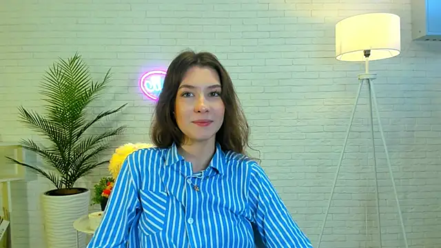 Snapshot of DennyBlixt chatting on 10/29/25, 11:01 DennyBlixt online show from 10/29/25, 11:01