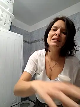 Piediniecollant online show from 12/19/25, 05:36